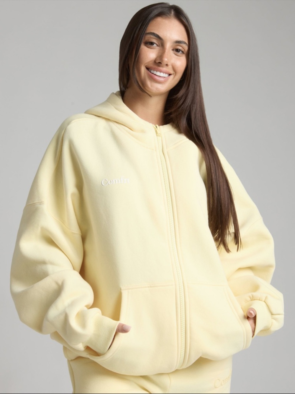 SOLD - NWT Comfrt Cloud Zip in Buttercream size XS - Picture 3 of 3